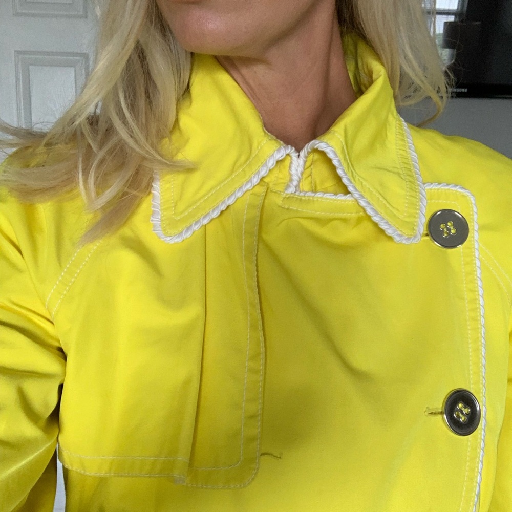 French Coat by Louis Féraud - Picture 2 of 7